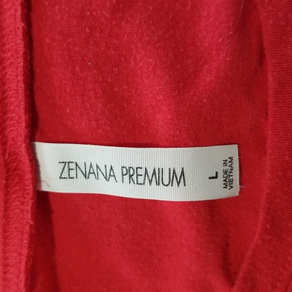 Tops - Picture 2 of 2